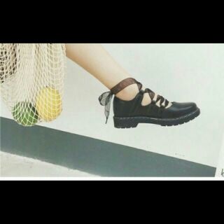 Giày tiểu thư buộc dây