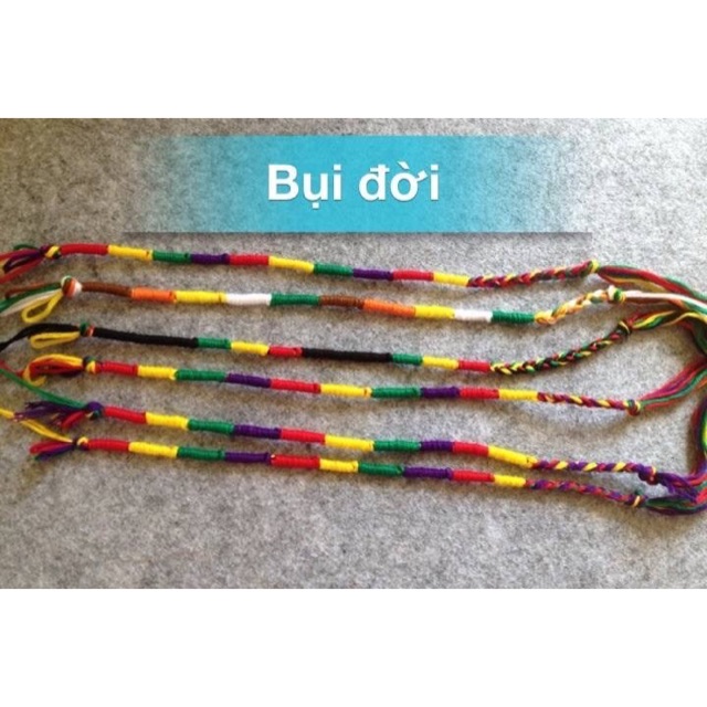 Vòng Handmade chỉ thêu