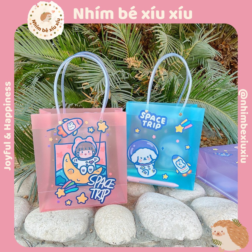 Túi nhựa hoạt hình có quai xách Spaceman tote gift bag