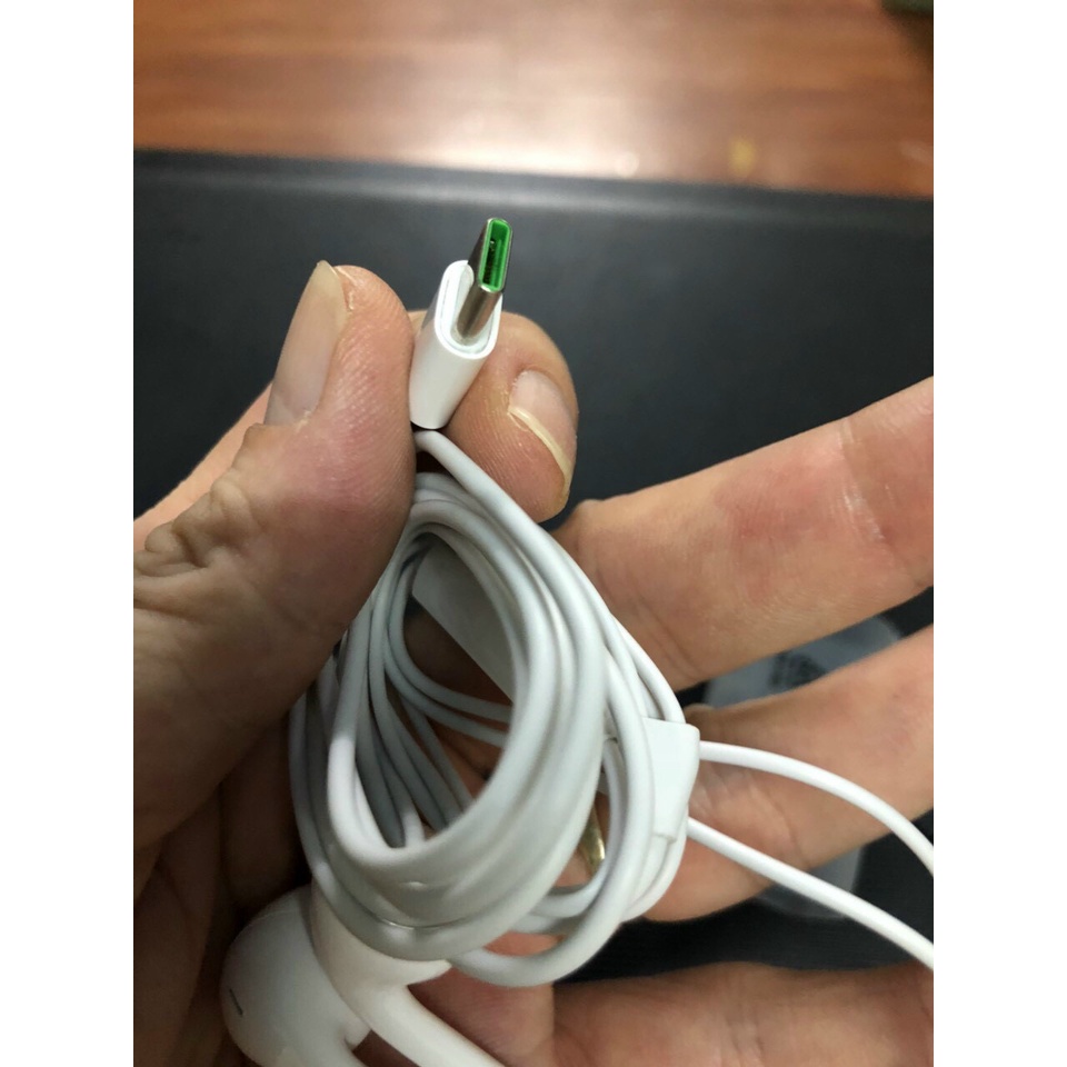 Tai nghe Oppo R15 chân 3.5 và chân Type C