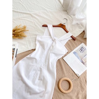 ĐẦM 2S TRẮNG XOẮN NGỰC