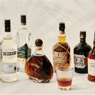 Vỏ Chai Rượu RUM cắm hoa, trang trí nhà cửa