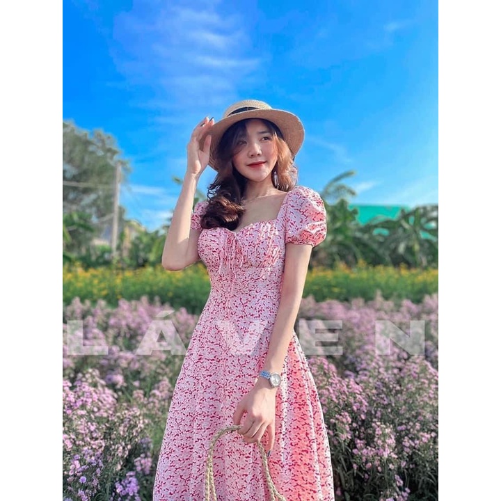 Đầm hồng rút dây ngực xẻ chân