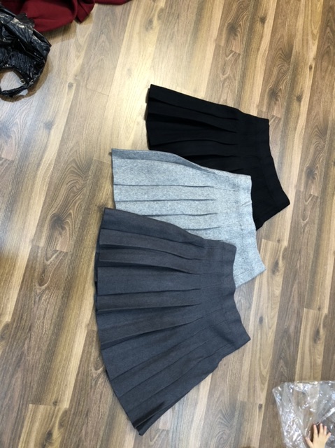 CHÂN VÁY LEN NGẮN XOÈ