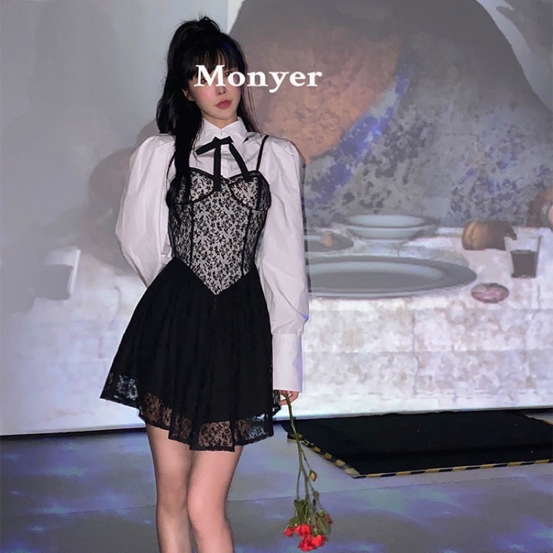 Set áo sơ mi trắng và váy xoè dáng corset phối ren hàng taobao