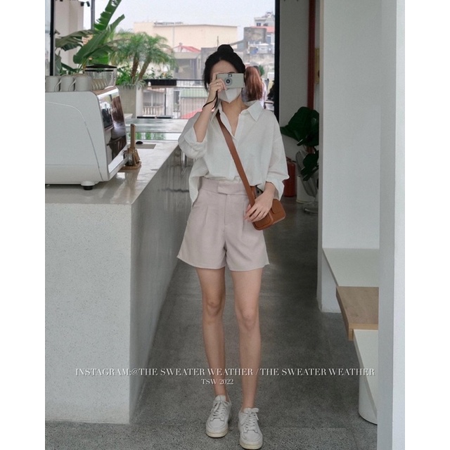 Quần short vải cạp cao giấu cúc the.sweaterweather TSW