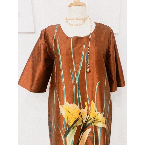 Váy hoa nhỉ cải lụa