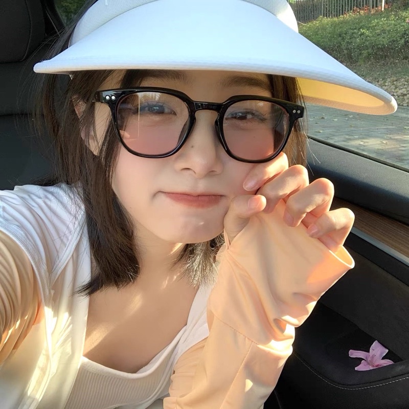 Kính mắt nữ nhiều màu kính hai chấm giá rẻ tạo hiệu ứng má hồng dễ thương hai màu trong suốt gọng đen 2022