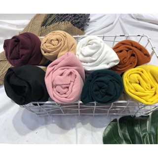 Áo len tăm cổ 3 phân
