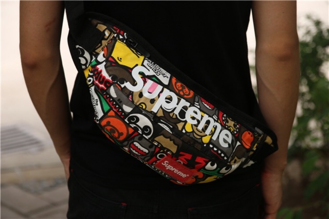 GIÁ SẬP SÀN túi supreme đeo chéo Cá tính