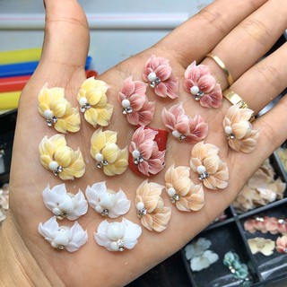 Hoa bột gắn móng chân nail