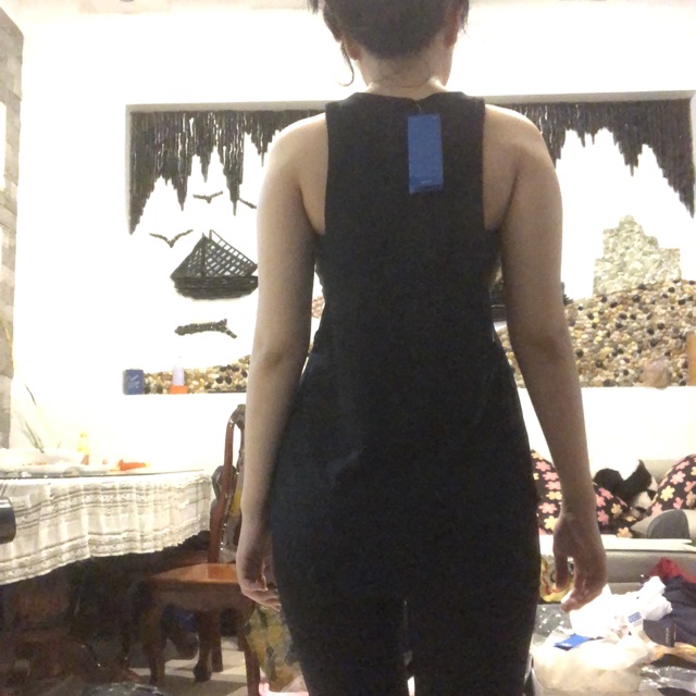 Áo tank lưới đính đá