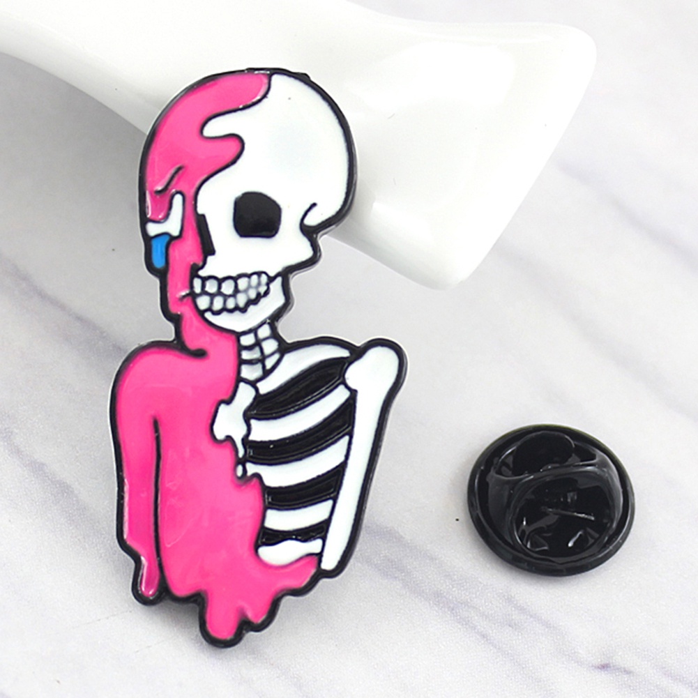 Ghim cài áo họa tiết bộ xương người độc đáo