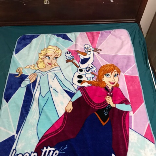 Chăn elsa 1m2.1m8