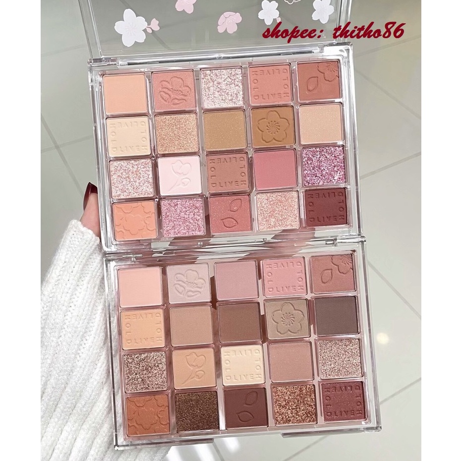 Bảng Phấn Mắt 20 Ô HOLD LIVE Hoa Anh Đào Flowers Sakura HL548 - HOLDLIVE