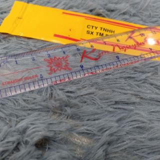 Thước cứng Kim Nguyên 20cm (SP000502)