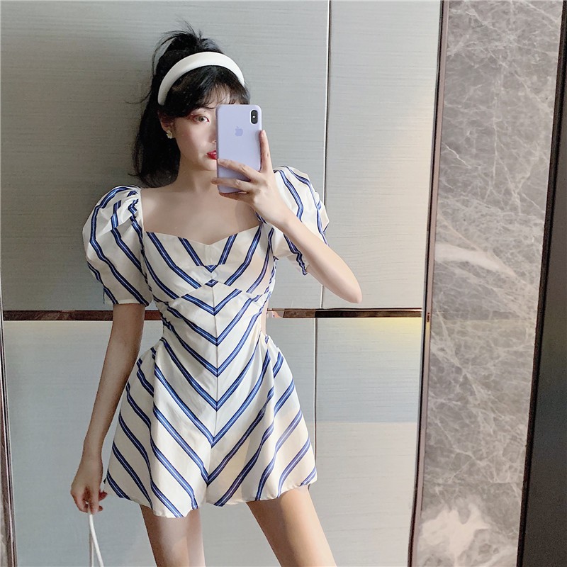 Jumpsuit kẻ cổ vuông gợi cảm Đ486