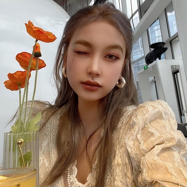 Khuyên Tai Nữ Hình Chữ C Thời Trang Hàn