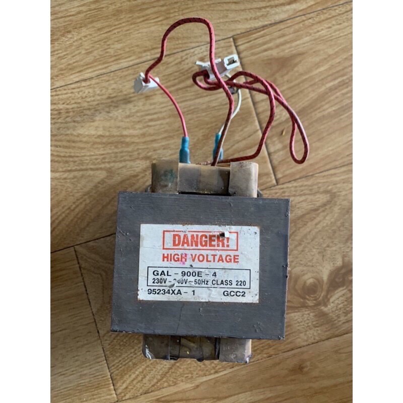 Biến áp lò vi sóng chế máy hàn cell