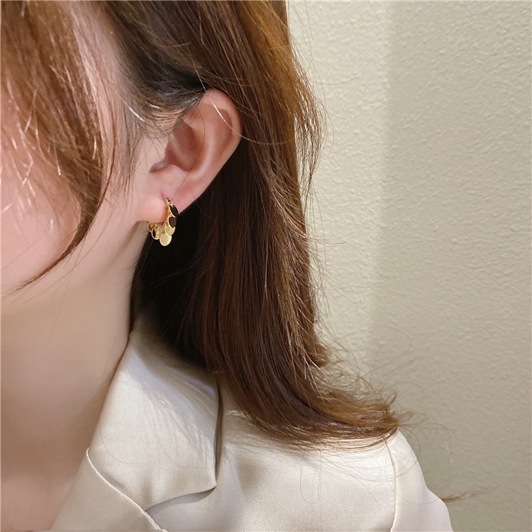 Khuyên Tai Đính Kim Sa Phong Cách Phương Tây Thời Trang Mới 2022 Dành Cho Nữ
