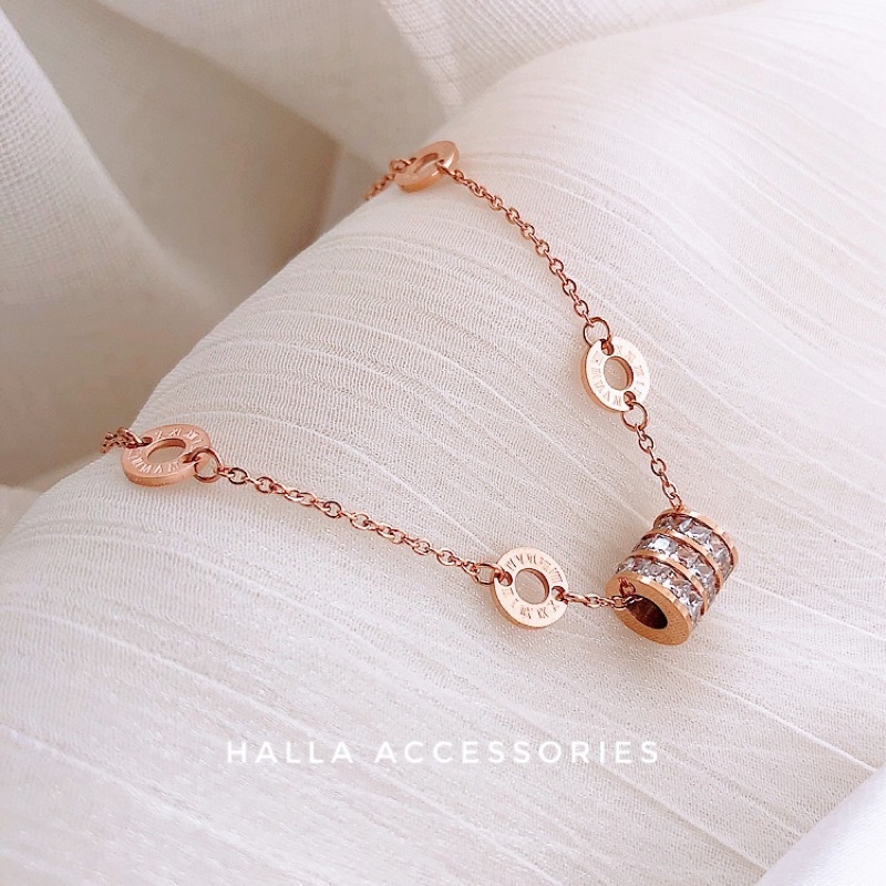 Vòng tay Lắc tay TITAN màu Rose Gold cao cấp  HALLA VT102