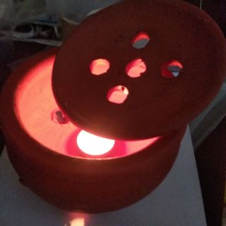 Bếp đun bồ kết, thảo dược (có sẵn) kèm 10 nến