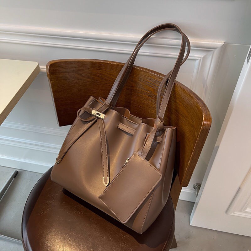 Túi tote da công sở đeo vai tặng kèm ví vừa A4 P101