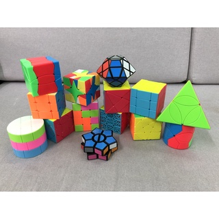 Rubik biến thể Tam giác