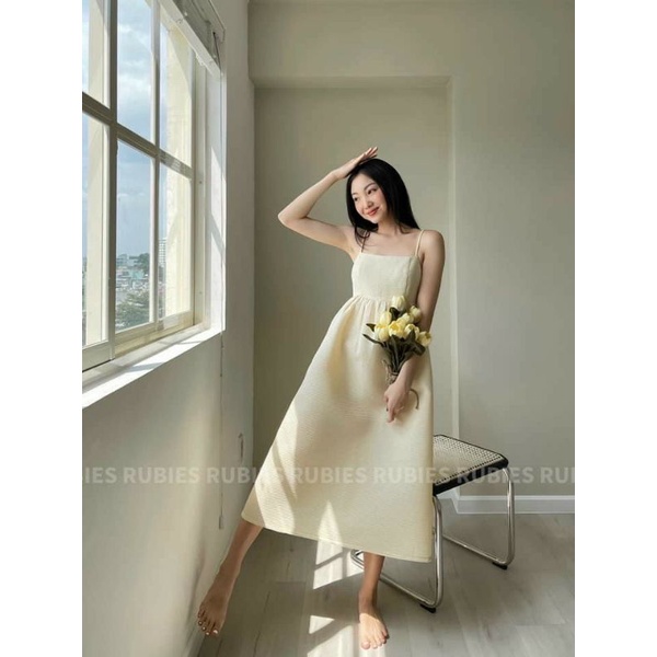 Đầm dài hai dây suông midi chất gấm