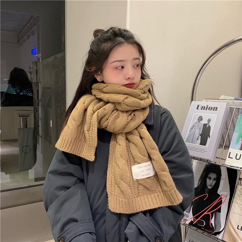 Khăn choàng len dài giữ ấm mùa đông cho nữ