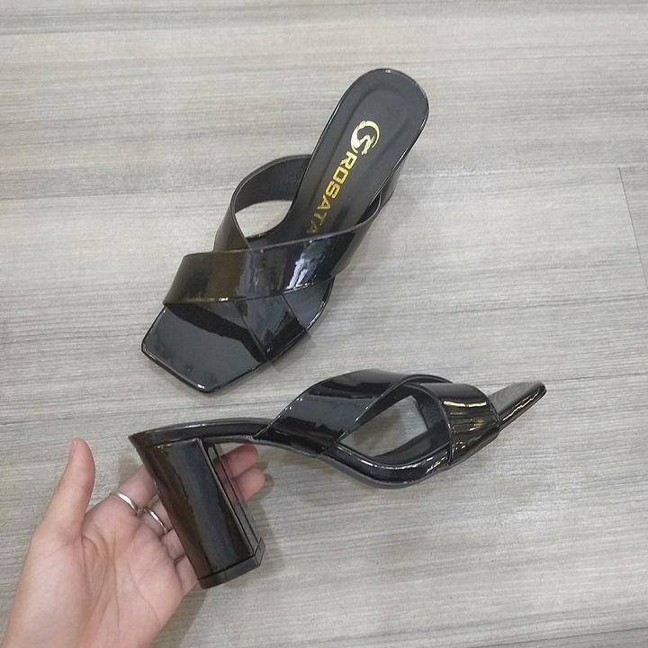 Giày sandal nữ cao gót 7p hàng hiệu rosata hai màu đen đỏ ro333