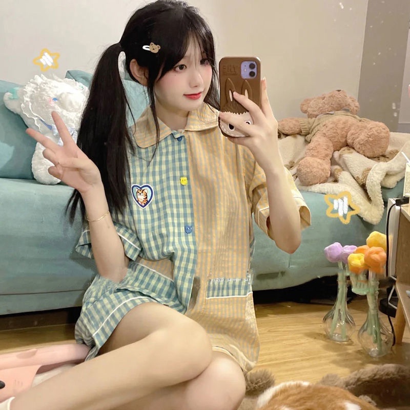 Bộ Đồ Ngủ Ngắn Tay Họa Tiết Kẻ Sọc Thời Trang Mùa Hè Mới Cho Nữ