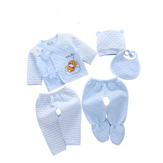 Set 5 món đồ sơ sinh cho bé