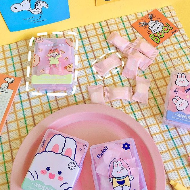 Hộp 8 chiếc khăn giấy nở rửa mặt