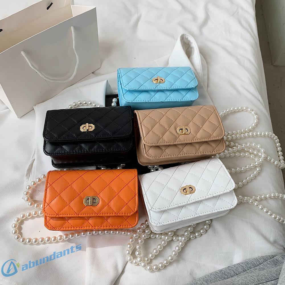 (Hàng Có Sẵn) Túi Xách Da Mini Dây Xích Mảnh Đính Hạt Ngọc Trai | BigBuy360 - bigbuy360.vn