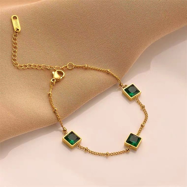 Vòng Tay Thép Titan Mạ Vàng Đính Đá Zircon Ngọc Lục Bảo Hình Vuông Phong Cách Trung