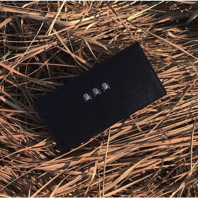 Ví da Ví đầu lâu Đen 10*19cm