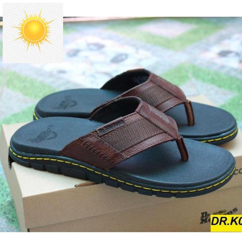 Dép Dr Martens 2020 Chính Hãng Nhập ThaiLand (DR.K05 Nâu)