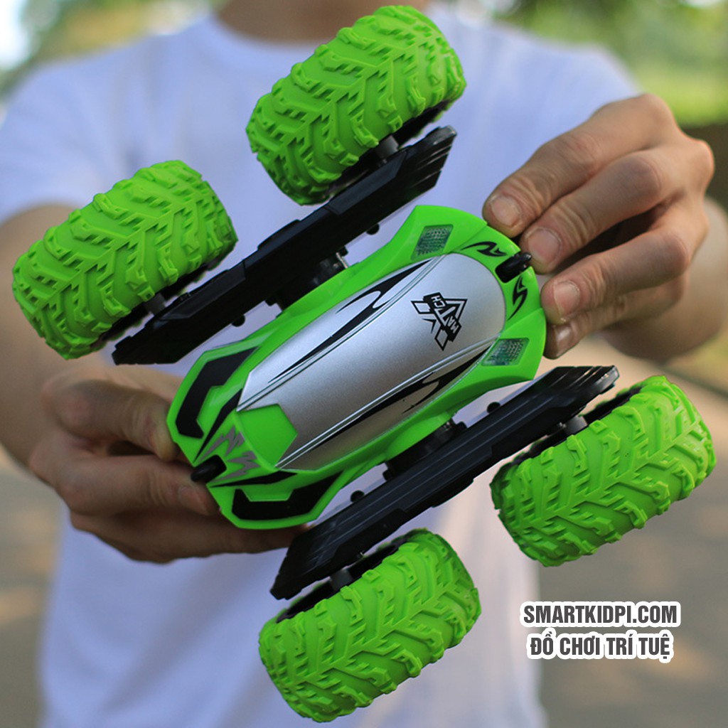 Ảnh Thật Xe ô tô địa hình điều khiển từ xa 3388 lộn nhào 360 độ - Bé Thông Minh Smart Kidpi