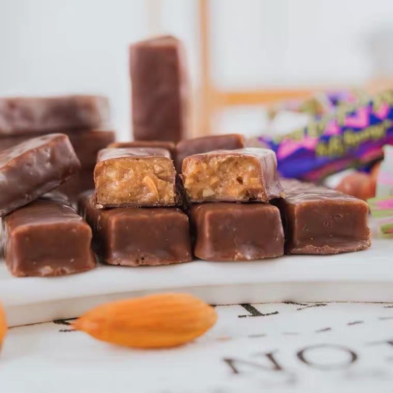 KẸO TÍM SOCOLA HẠNH NHÂN  gói 1kg