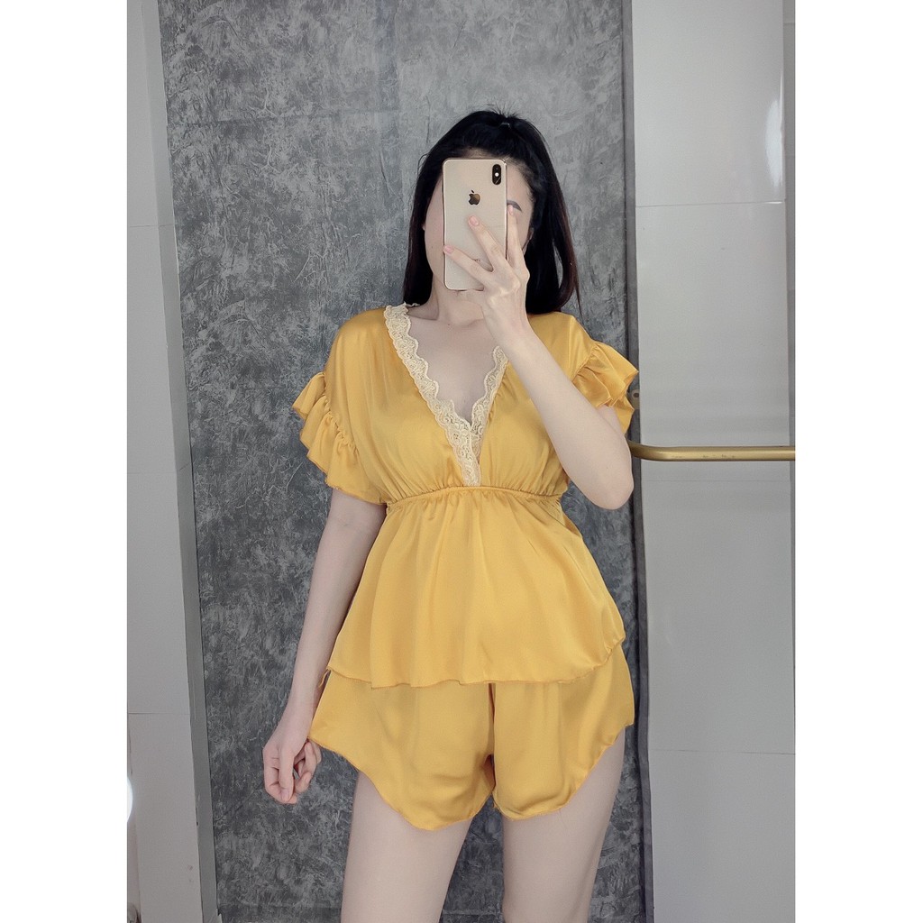 Đồ ngủ sexy áo cổ V quần đùi chất satin mặc ngủ thoải mái freesize - Linqu Sleepwear