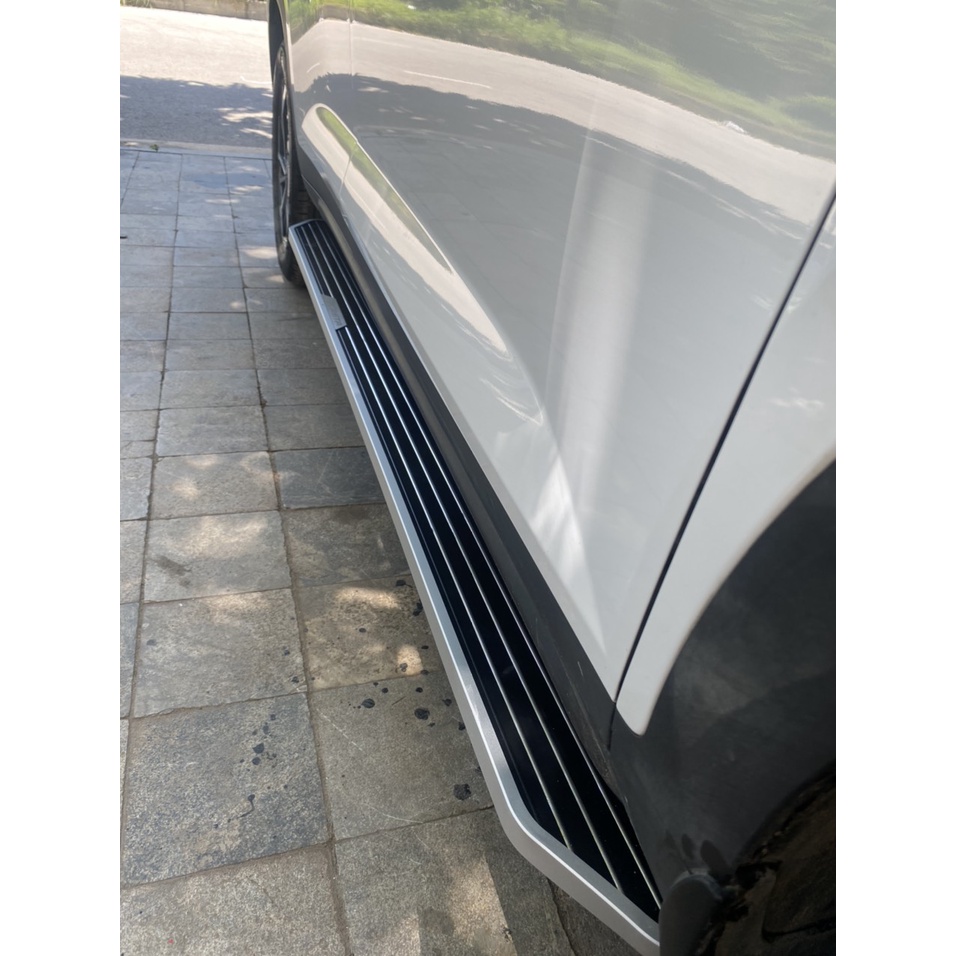 Bậc lên xuống, bệ bước chân Hyundai Creta 2022. Mẫu nhôm đúc cao cấp MH