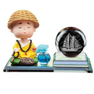 Tượng tu sĩ và nước hoa đồng hồ đặt taplo trang trí xe hơi