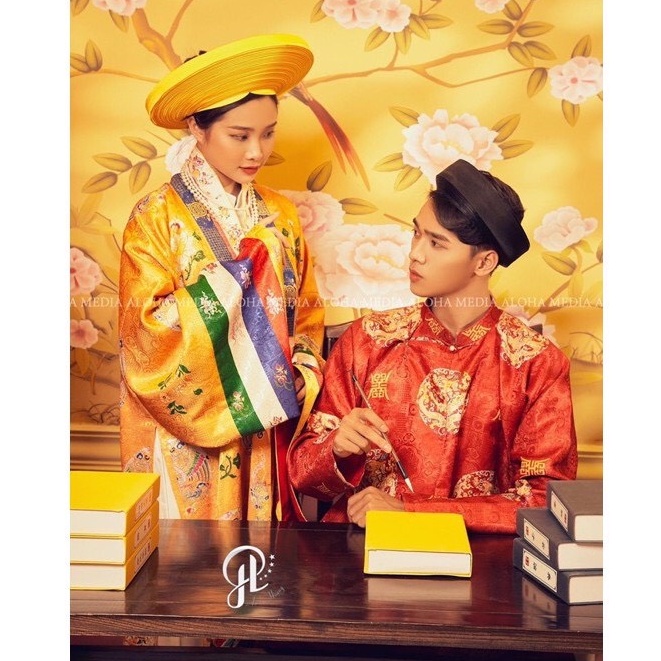 Áo Khoác Long Bào, Mãng Bào ,Áo Ngũ Thân Tay Chẽn gấm in vân chìm Cho Các Chàng Ngày Lễ,Cưới,Hỏi Dịp Dạ hôi