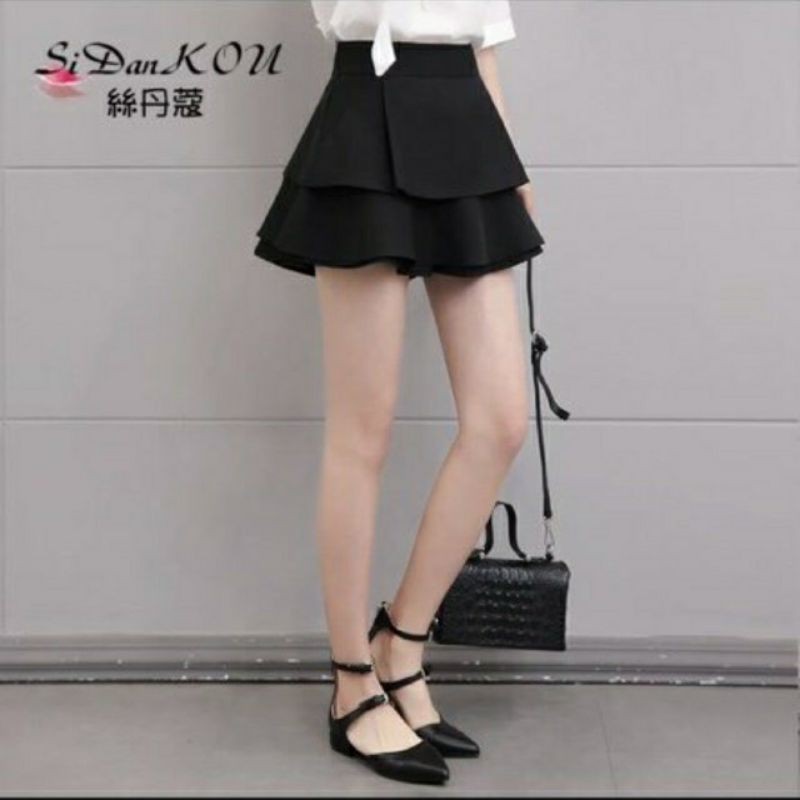 [Mã FASHIONT4WA2 giảm 10K đơn 50K] (Khai trương gian hàng-sale sập sàn) Chân váy ngắn 2 tầng có quần trong màu đen