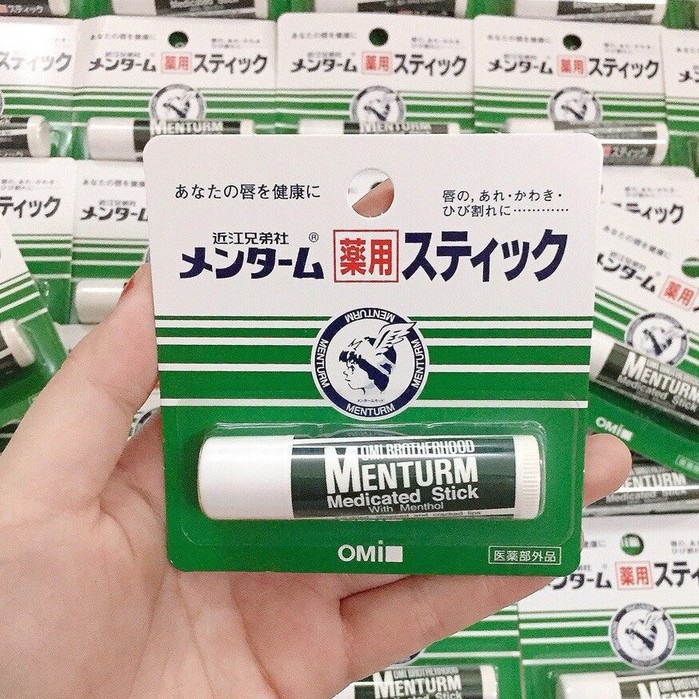 Son dưỡng môi Omi Menturm Nhật Bản chống môi khô nứt nẻ
