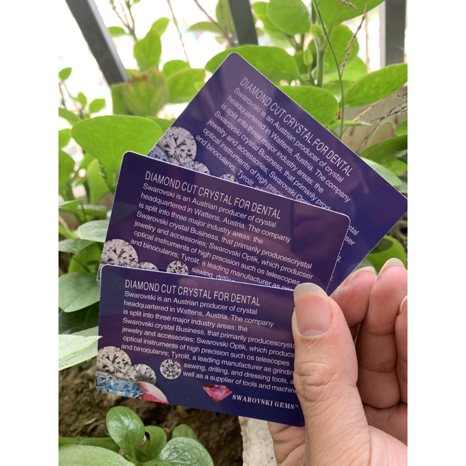 Đá Đính Răng - Đá kim cương nhân tạo vỉ Úc