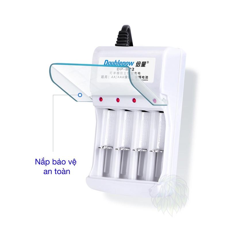 Bộ sạc pin AA/AAA DB02 kèm 4 pin AAA 900mah Doublepow Pin cho Remote tivi, ổ khóa cửa, đồ chơi trẻ em