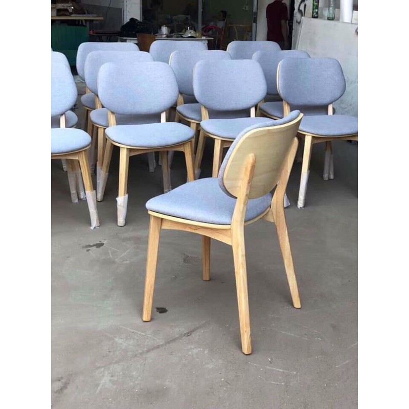 Bộ bàn ăn gỗ tự nhiên 4 ghế .