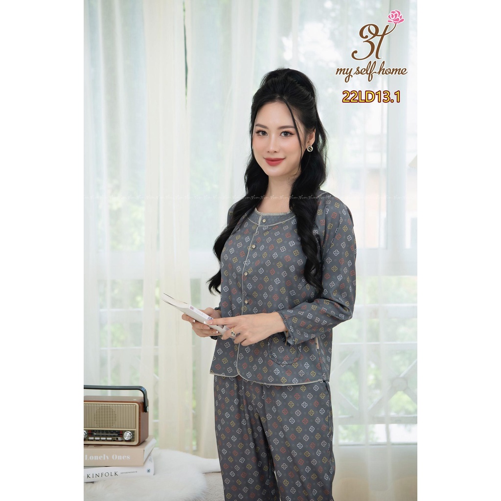 Bộ lụa điệu cổ tròn hoạ tiết 22LD13 -  Thời Trang Mặc Nhà 3T -  Đồ bộ mặc nhà
